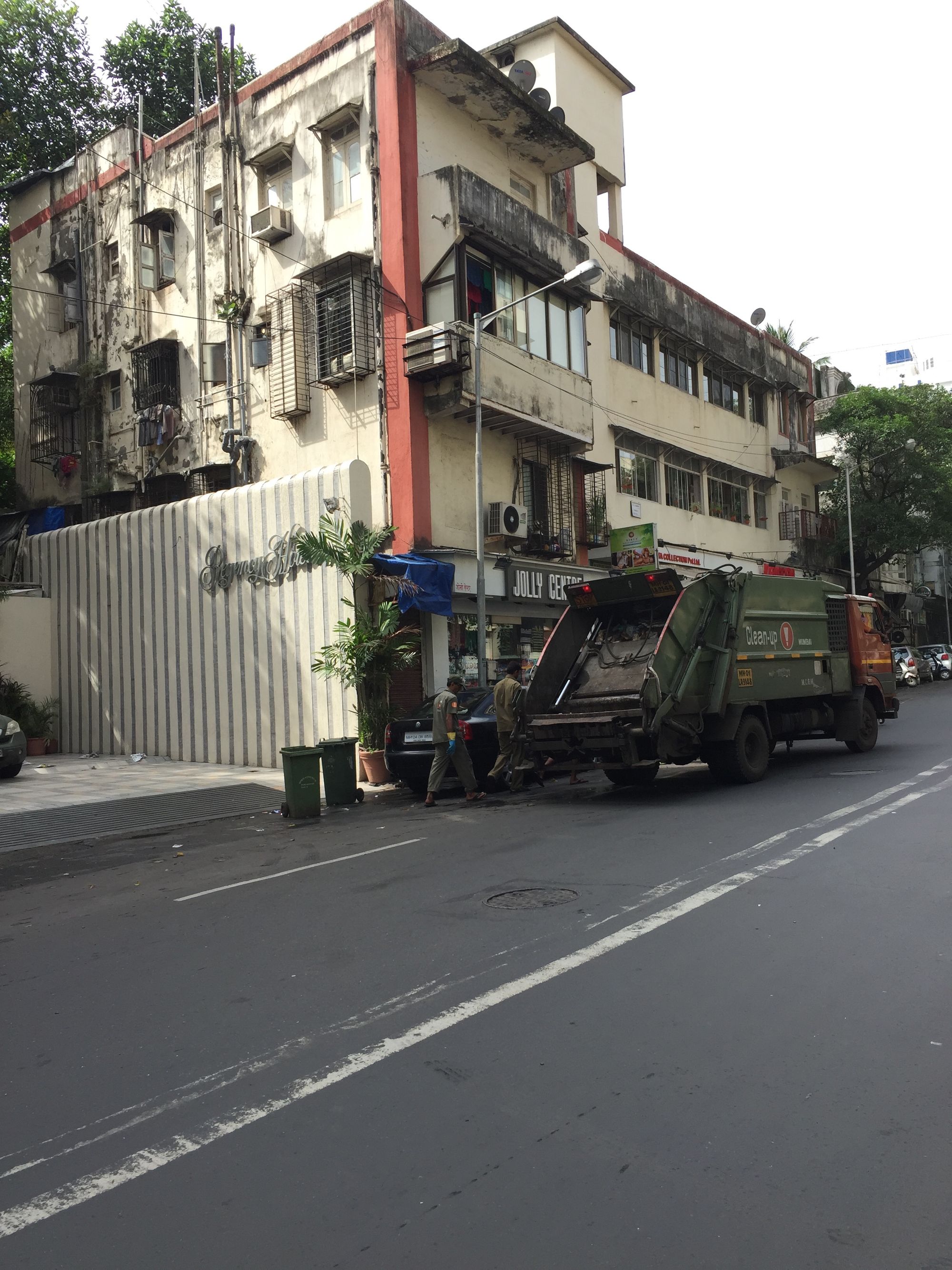 Dump Truck on Napeansea Road